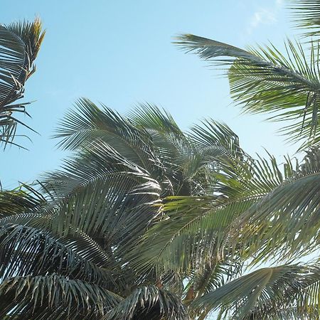 Chic Home With Private Pool, 1 Min To Beach 马勒勒角 外观 照片