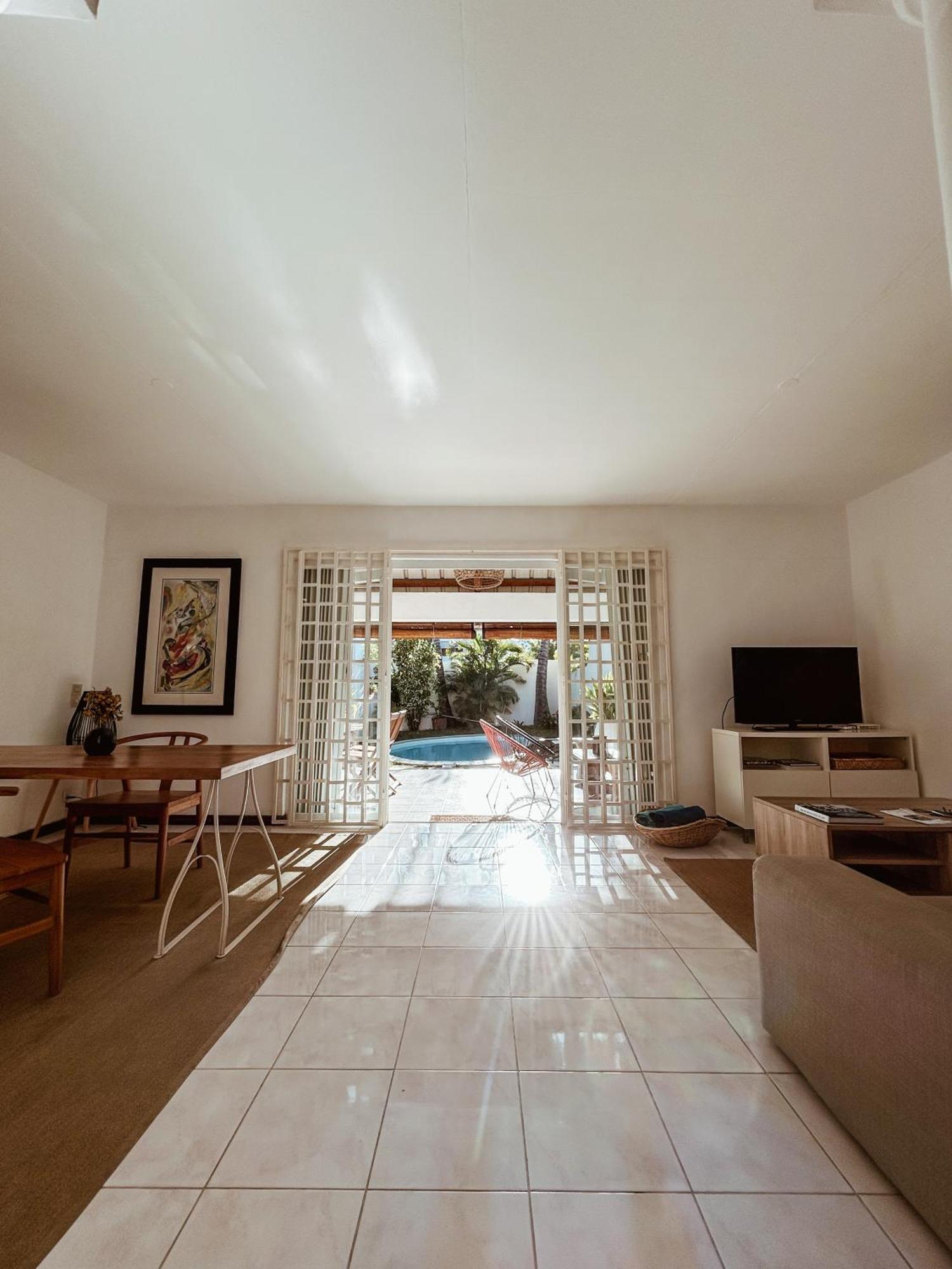 Chic Home With Private Pool, 1 Min To Beach 马勒勒角 外观 照片